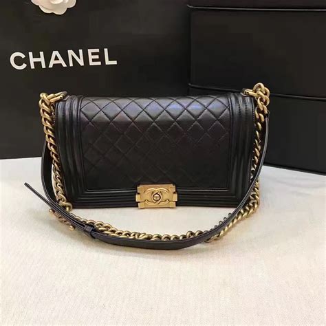 Chanel leboy medium